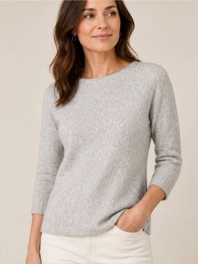 Vince Textured Boat Neck Wool/Cashmere Blend Sweater – Size M